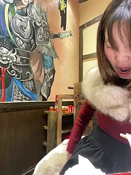 littleqiu Show in webcam