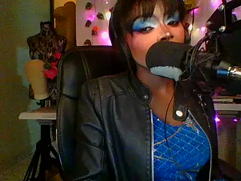 Anaconda2350 即時 XXX 聊天