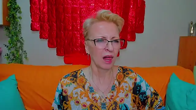 iamyourdream89 élő XXX-chatje