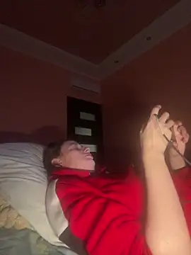 Flossy_Vettie Adlı Modelin Canlı XXX Sohbeti