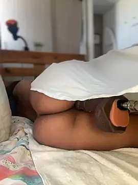 Chat XXX Live ROUSSH