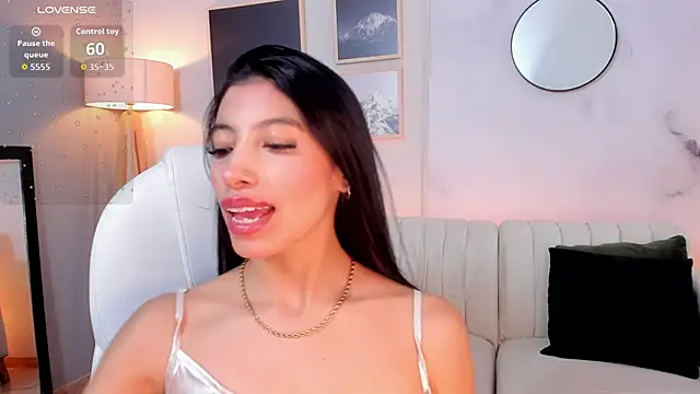 XXX chat uživo modela Tiffany_Low