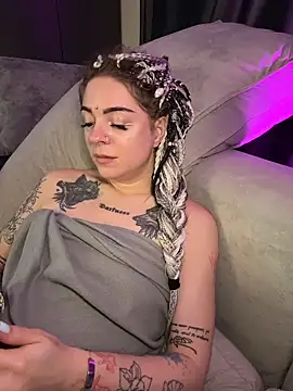 Show modela RollingGirls na web-kameri