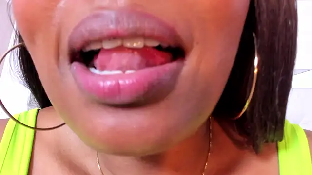 Isla_Scott Obrolan Langsung XXX