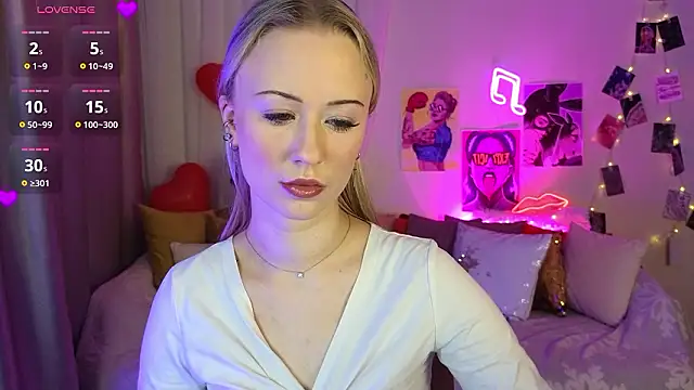 SashaBrooks Live XXX-chat