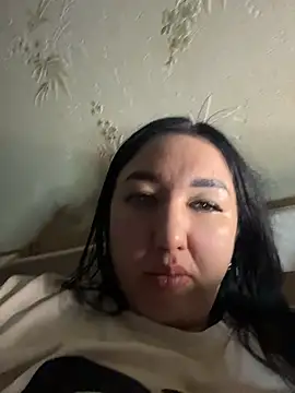 Naughtbaby_2025 Obrolan Langsung XXX