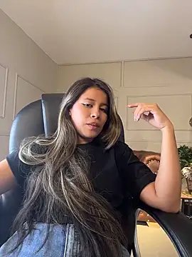 EMILIIA_RICHTER__のライブXXXチャット