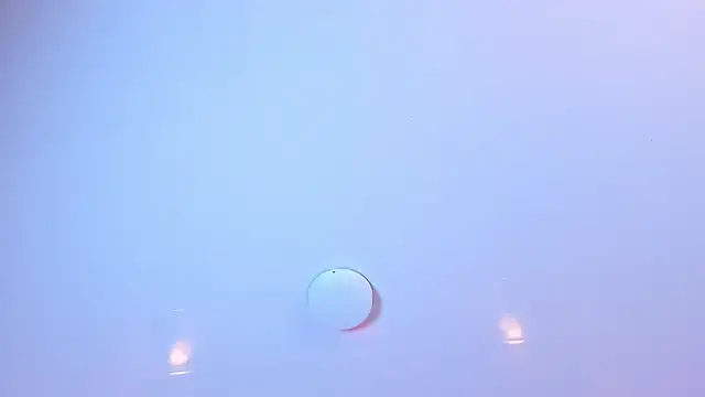 Halleyrosse élő XXX-chatje