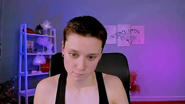 แชท XXX สดของ emi_fade