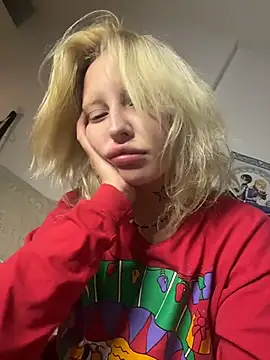 Show modela urlittlebaby666 na web-kameri