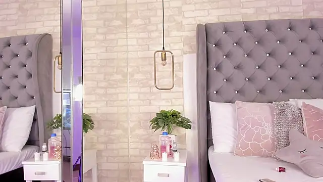 Chatroom XXX en direct de PauVega_