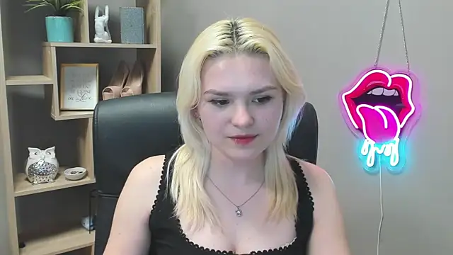 แชท XXX สดของ SweetLilyxo