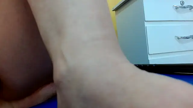 thebesthairypussy2のライブXXXチャット