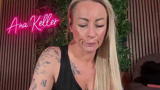 Chat +18 de Ana_keller_off ao vivo