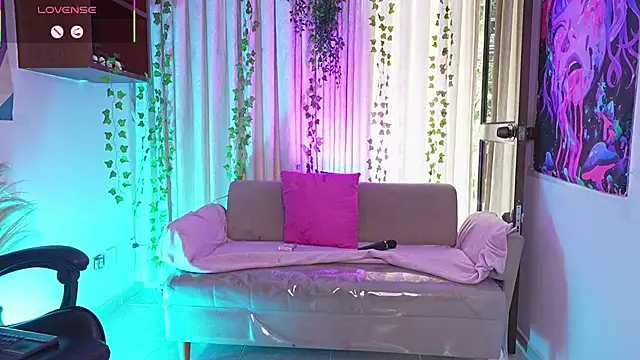 HannaRhodes' Live XXX Chat