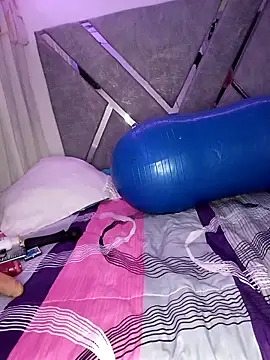 RosenRot07 live XXX chat