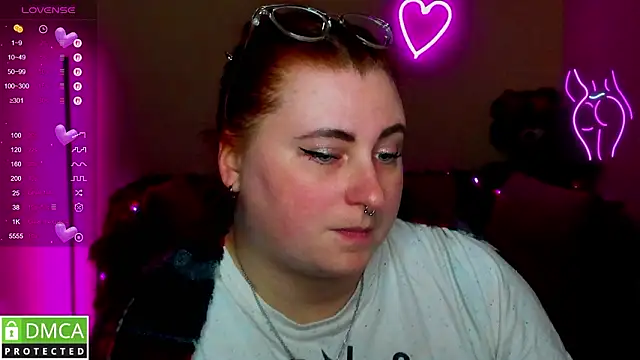 Alicia_love00 élő XXX-chatje