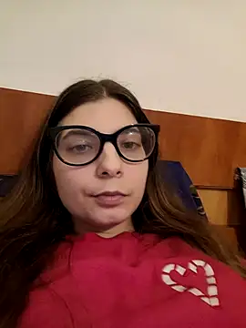 sweetbabygirlforyou élő XXX-chatje