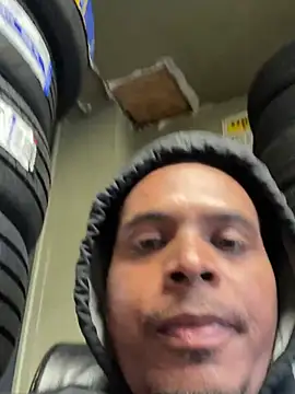 24denio live XXX chat