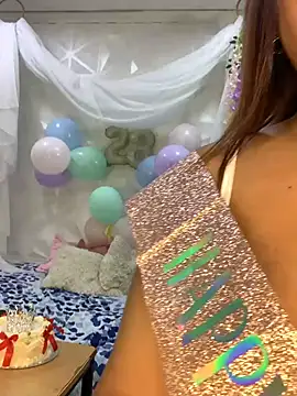 Chatroom XXX en direct de esmeralda_cuisman