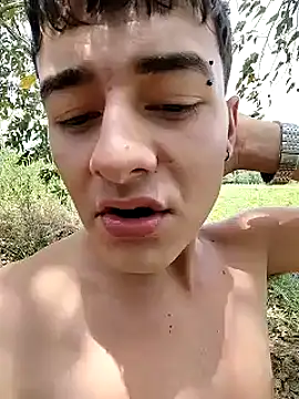 attractive-sexx webkamerás műsora