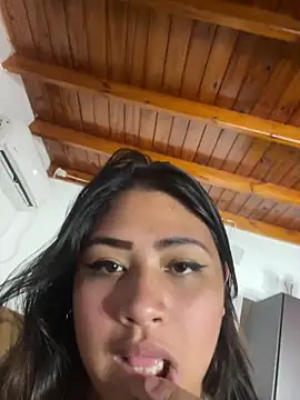 danniiq: онлайн-секс-чат