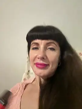 LadyLuxLover's Live XXX Chat