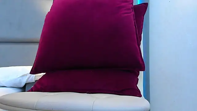 EllaEvanz élő XXX-chatje