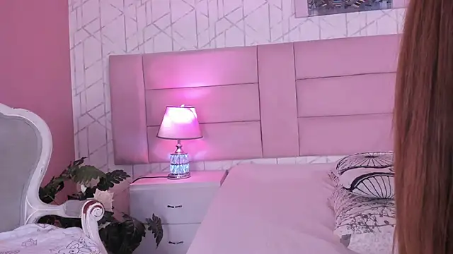 VictoriaLasse Chat XXX live