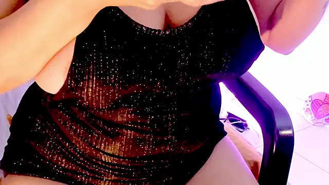 lilahSweet Chat XXX in diretta