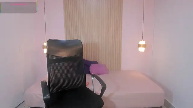 Živý XXX chat CharlotteKing8