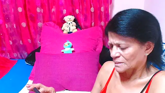 SLUTTYROXY: απευθείας συνομιλία ΧΧΧ