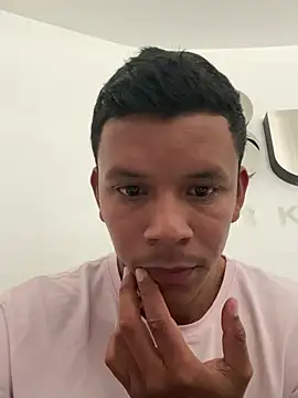 Onel9701 webcam show