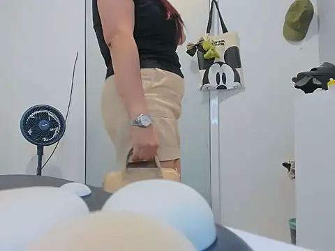 Živý XXX chat Rainy_Ren