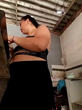 Czat XXX na żywo – Dirty-Momm-Divorced-Hot