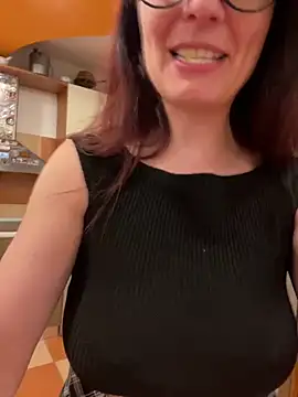 Show modela NataKitten na web-kameri