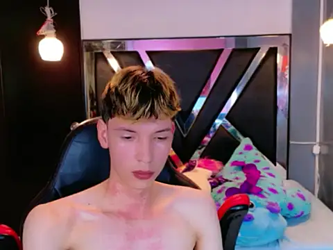 Liam_Green1のウェブカメラショー