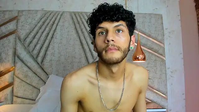 LuckySammer live XXX chat