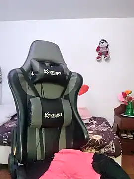 Czat XXX na żywo – esmeralda_milf