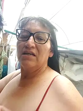 clarita_01 Adlı Modelin Web Kamerası Şovu