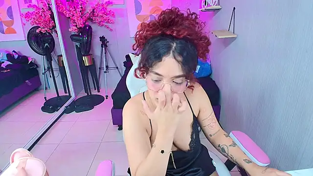 Онлайн чат XXX Maggy_t18