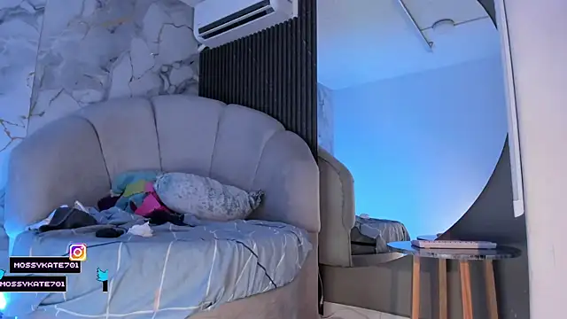 Chatroom XXX en direct de Katemoss70