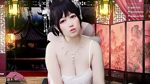 Chatroom XXX en direct de LuckyCute-Tutu