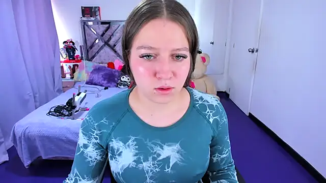 Chat +18 de Luna_Analya ao vivo