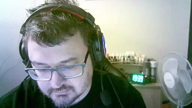 Živý XXX chat SirAbuser