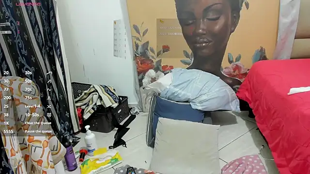 Chat XXX en directo de lilybaudyn_