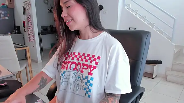 FireTheGun_ Live XXX-Chat