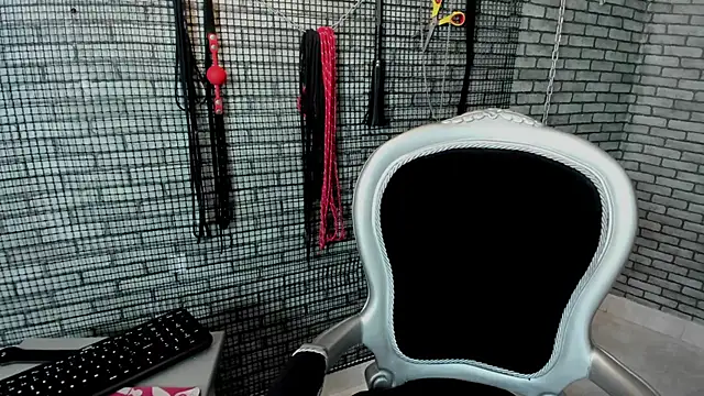 Briana_24 Live XXX-chat