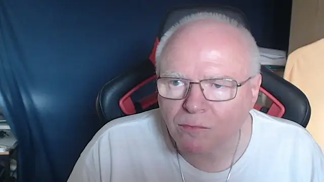 lonely_peter webkamerás műsora