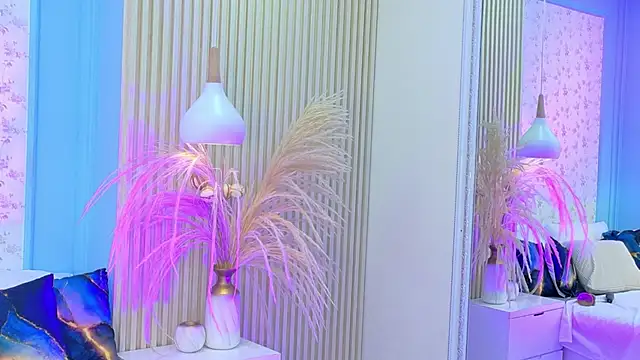 Hannah-Prada: απευθείας συνομιλία ΧΧΧ